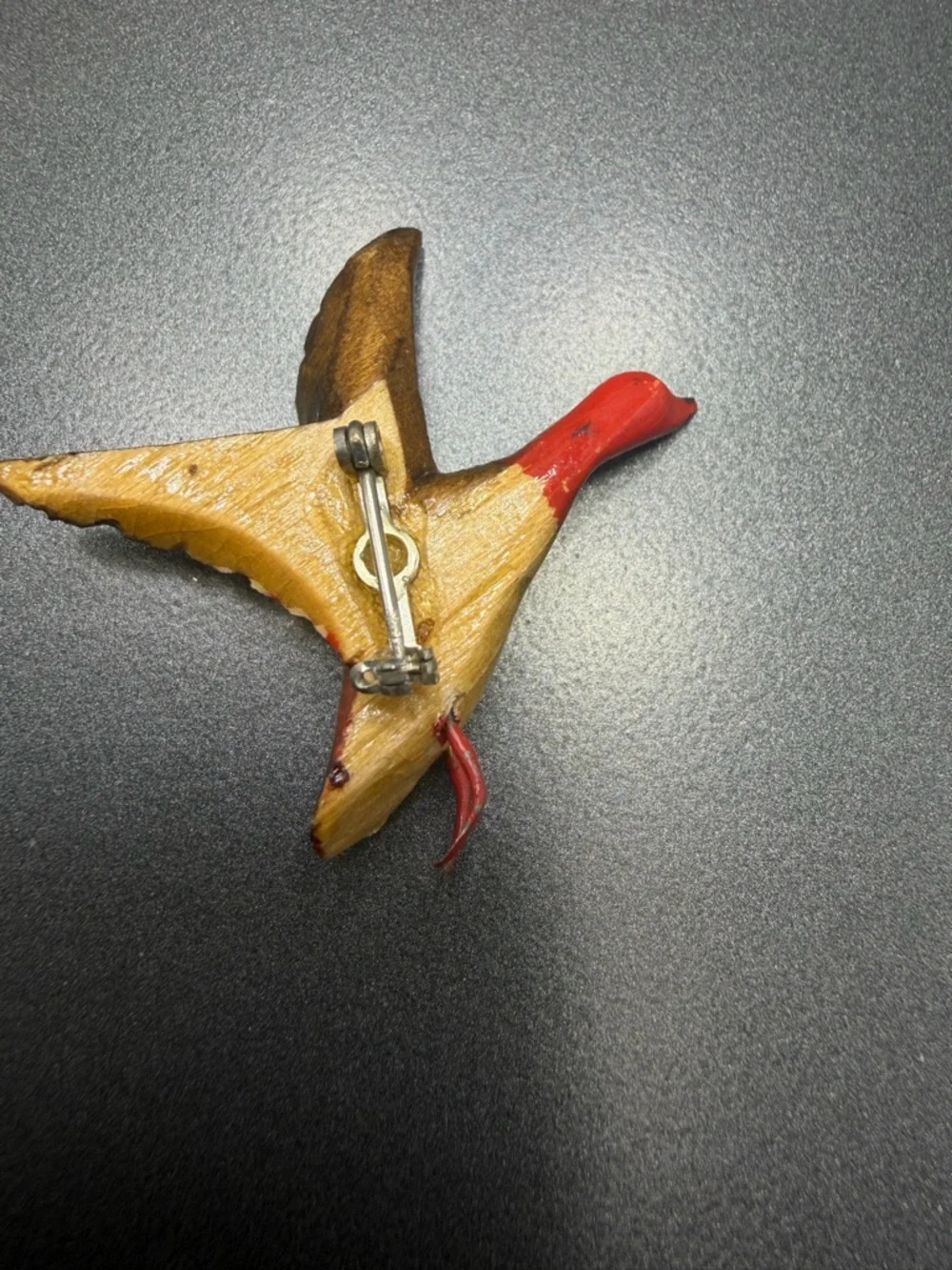 Vintage Flying Duck brooch Red, Brown, Yellow - Picture 3 of 3